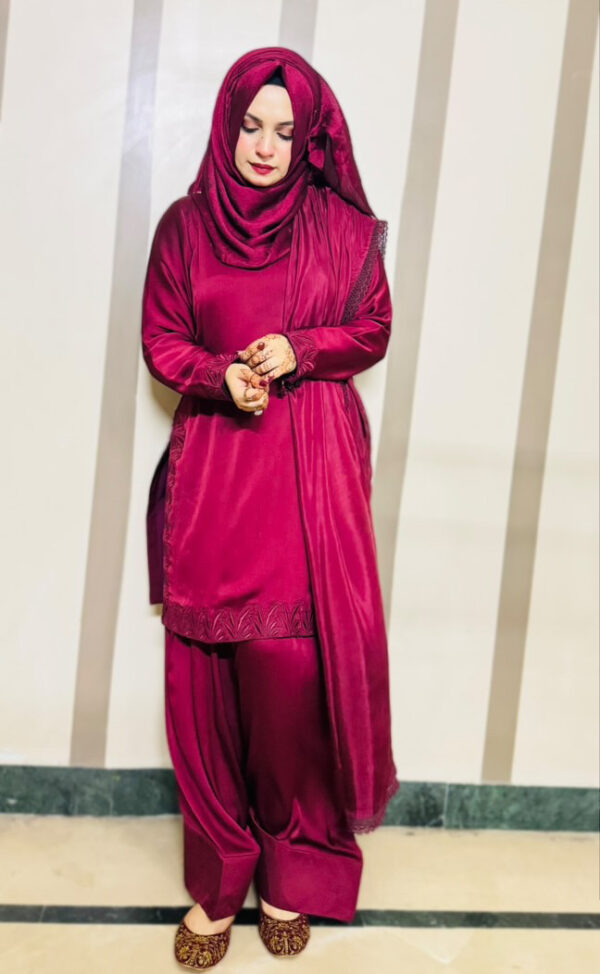 Surkh - Farshi shalwar suit
