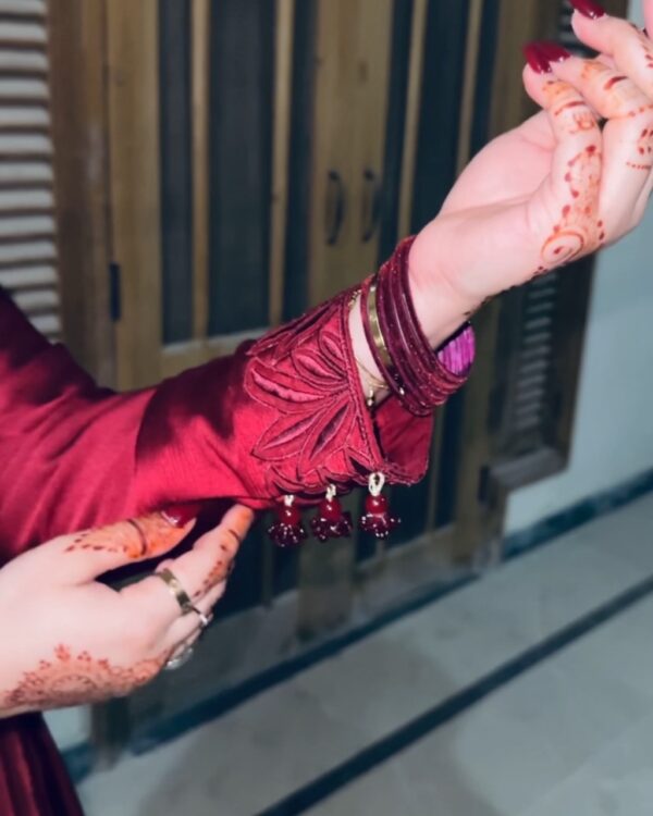 Surkh - Farshi shalwar suit - Image 3