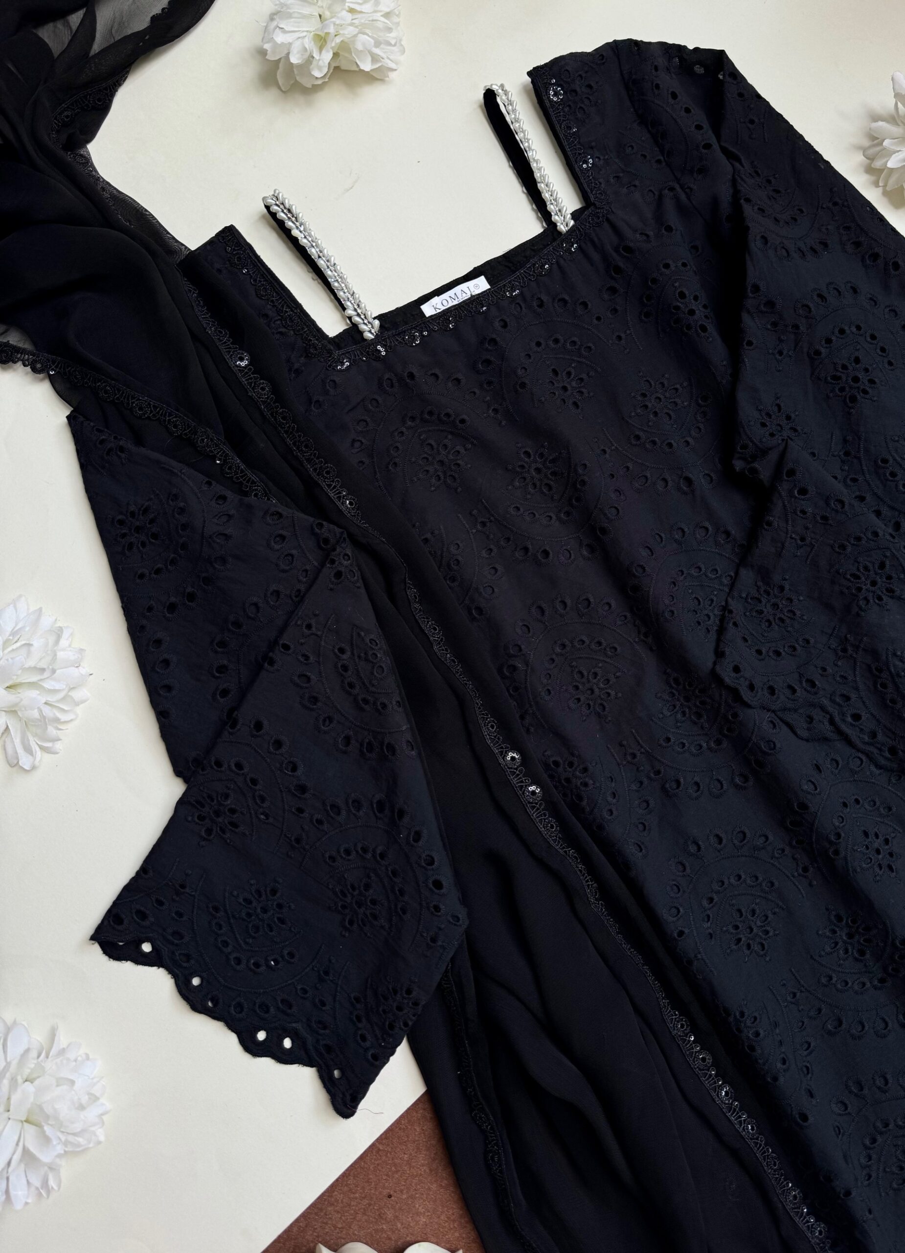Monochrome Noir